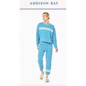 NWT Addison Bay Lombard Blue & White Crewneck Sweatshirt And Joggers Set Size XS